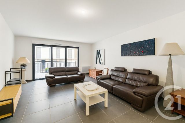 Appartement F3 à vendre - 3 pièces - 81 m2 - Nimes - 30 - LANGUEDOC-ROUSSILLON