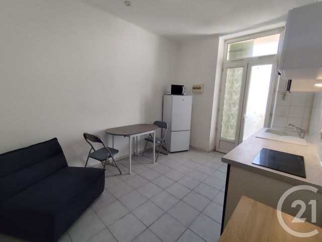 Appartement T2 à louer - 2 pièces - 23,68 m2 - Nimes - 30 - LANGUEDOC-ROUSSILLON