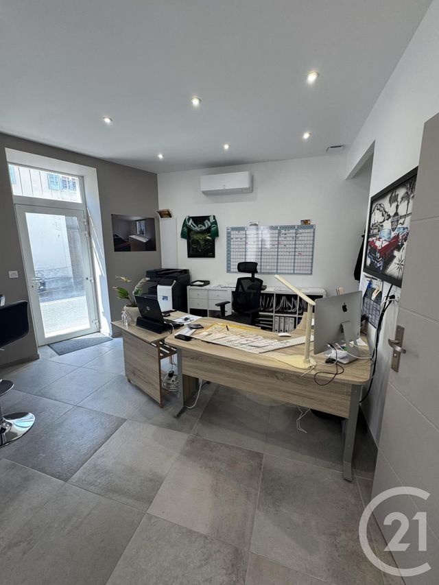 Appartement T1 à vendre - 1 pièce - 32 m2 - Nimes - 30 - LANGUEDOC-ROUSSILLON