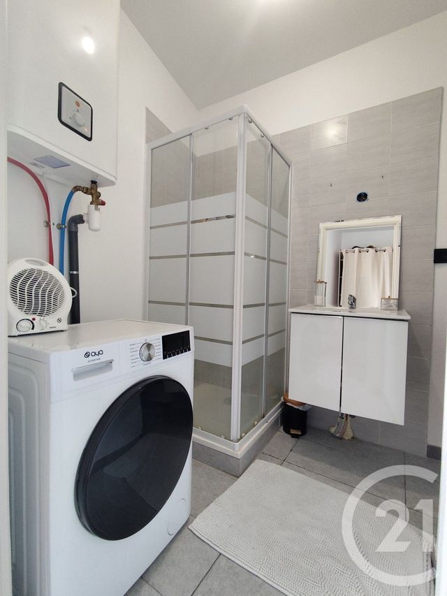 Appartement T2 à louer - 2 pièces - 35,52 m2 - Nimes - 30 - LANGUEDOC-ROUSSILLON