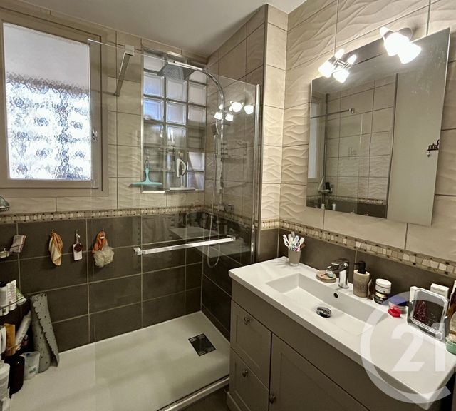 Appartement T4 &agrave; vendre - 4 pi&egrave;ces - 88,79 m2 - Nimes - 30 - LANGUEDOC-ROUSSILLON