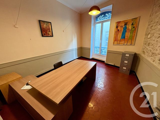 Appartement F4 &agrave; vendre - 4 pi&egrave;ces - 74,69 m2 - Nimes - 30 - LANGUEDOC-ROUSSILLON