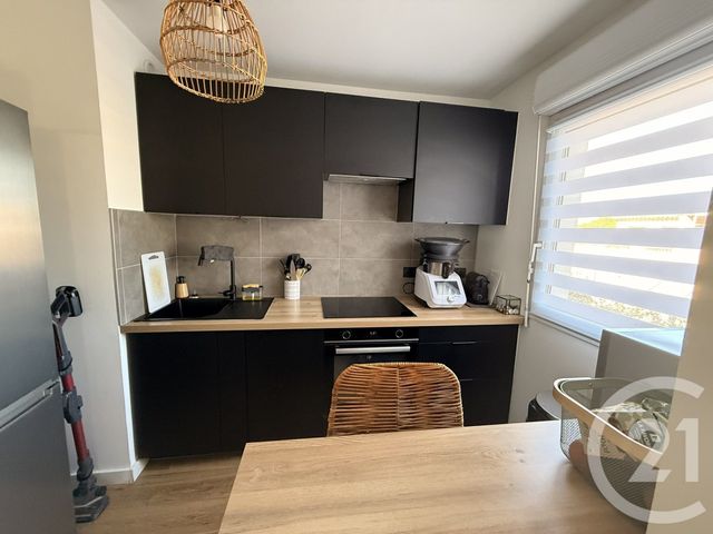 Appartement &agrave; vendre - 2 pi&egrave;ces - 41,06 m2 - Nimes - 30 - LANGUEDOC-ROUSSILLON