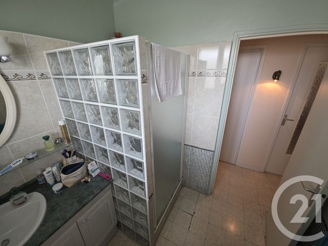 Appartement F4 &agrave; vendre - 4 pi&egrave;ces - 94,63 m2 - Nimes - 30 - LANGUEDOC-ROUSSILLON