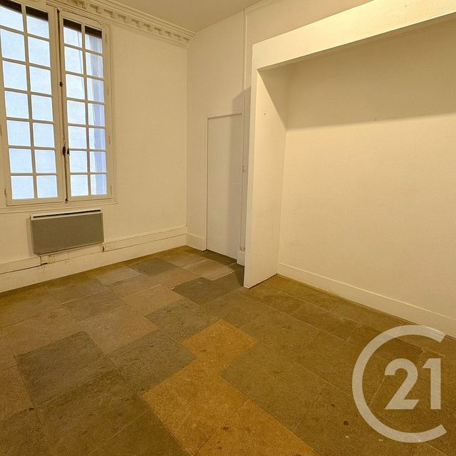Appartement F3 à vendre - 3 pièces - 75 m2 - Nimes - 30 - LANGUEDOC-ROUSSILLON