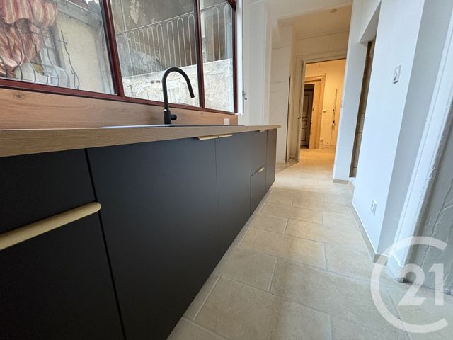 Appartement F3 à vendre - 3 pièces - 75 m2 - Nimes - 30 - LANGUEDOC-ROUSSILLON