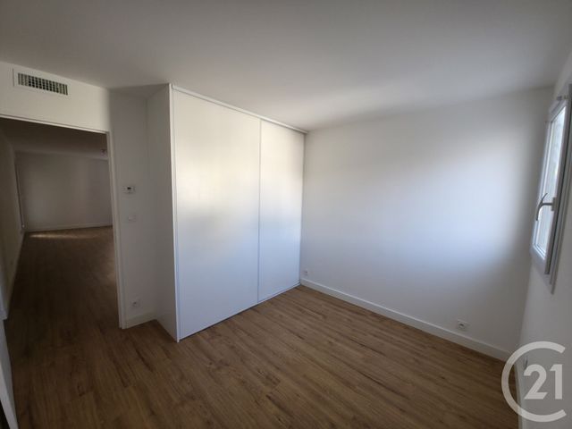 Appartement T4 &agrave; vendre - 4 pi&egrave;ces - 75 m2 - Nimes - 30 - LANGUEDOC-ROUSSILLON