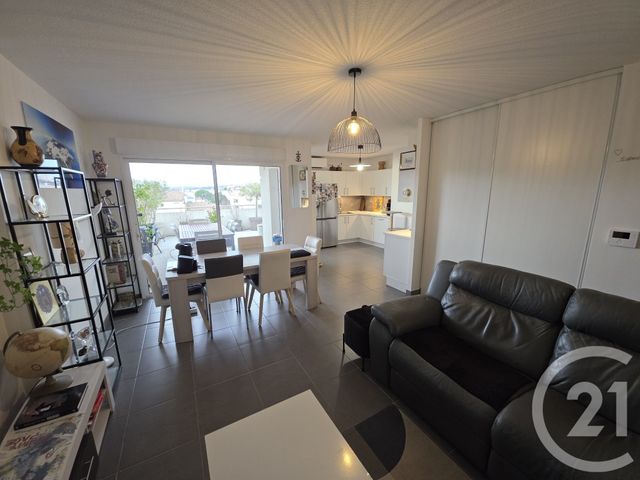 Appartement T4 &agrave; vendre - 5 pi&egrave;ces - 95 m2 - Nimes - 30 - LANGUEDOC-ROUSSILLON