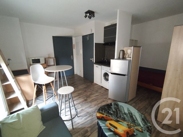 Appartement Studio à louer NIMES