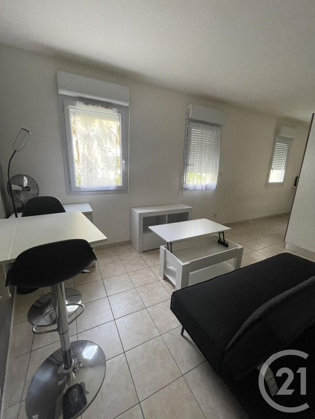 Appartement F1 &agrave; vendre - 1 pi&egrave;ce - 34 m2 - Nimes - 30 - LANGUEDOC-ROUSSILLON