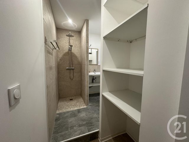 Appartement Studio &agrave; louer - 1 pi&egrave;ce - 20,62 m2 - Nimes - 30 - LANGUEDOC-ROUSSILLON