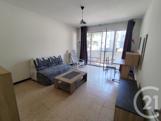 Appartement Studio &agrave; louer - 1 pi&egrave;ce - 35,90 m2 - Nimes - 30 - LANGUEDOC-ROUSSILLON