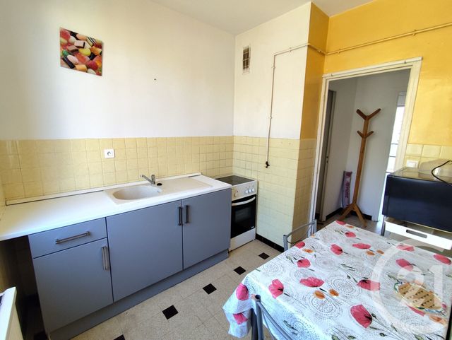Appartement Studio &agrave; louer - 1 pi&egrave;ce - 35,90 m2 - Nimes - 30 - LANGUEDOC-ROUSSILLON