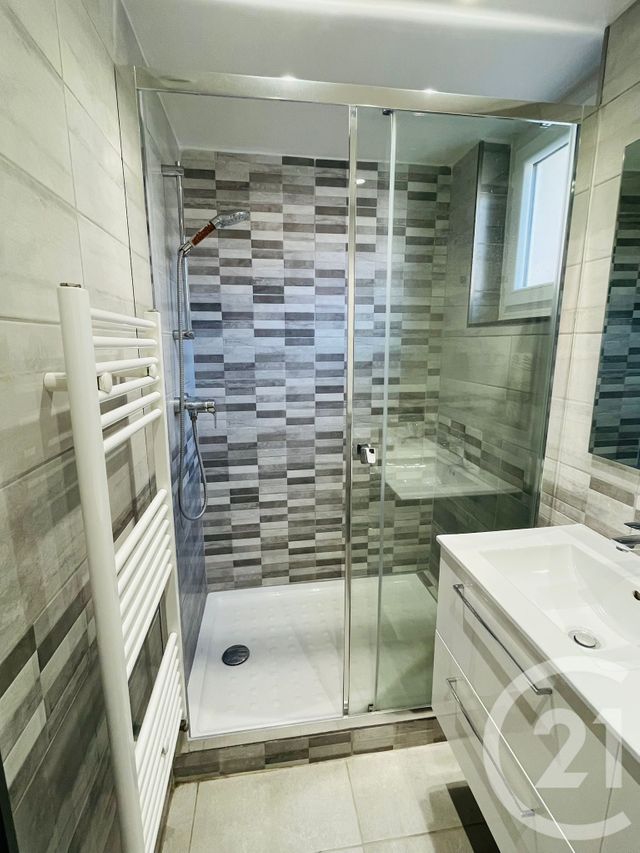 Appartement F4 &agrave; vendre - 4 pi&egrave;ces - 81 m2 - Nimes - 30 - LANGUEDOC-ROUSSILLON