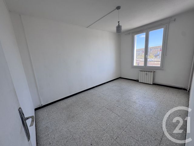 Appartement T4 &agrave; vendre - 4 pi&egrave;ces - 69 m2 - Nimes - 30 - LANGUEDOC-ROUSSILLON