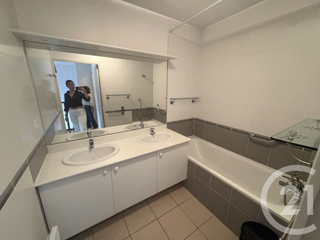 Appartement F3 &agrave; vendre - 3 pi&egrave;ces - 67 m2 - Nimes - 30 - LANGUEDOC-ROUSSILLON