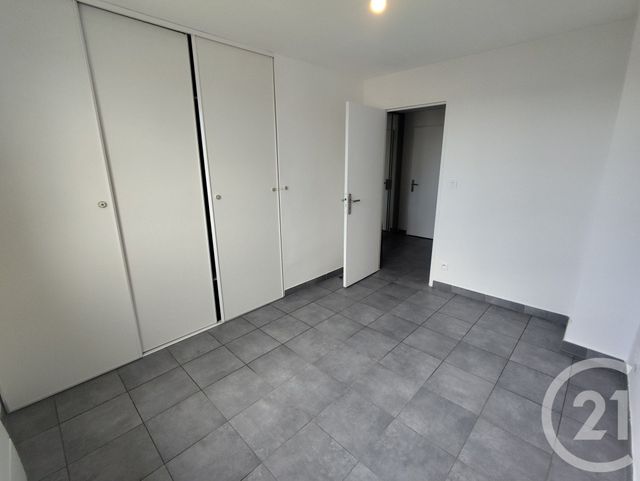 Appartement T3 &agrave; louer - 3 pi&egrave;ces - 51,32 m2 - Nimes - 30 - LANGUEDOC-ROUSSILLON