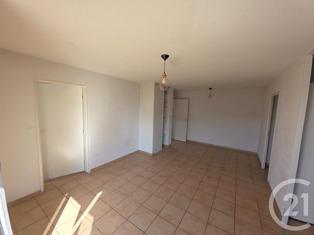 Appartement F1 bis &agrave; vendre - 3 pi&egrave;ces - 53,06 m2 - Nimes - 30 - LANGUEDOC-ROUSSILLON