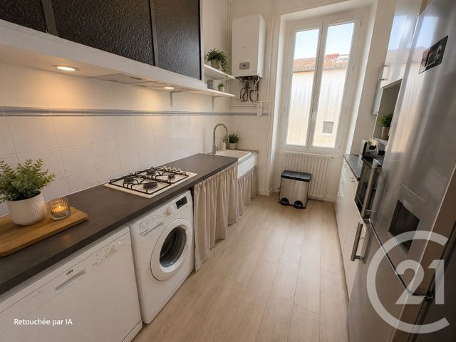 Appartement F4 &agrave; vendre - 4 pi&egrave;ces - 101 m2 - Nimes - 30 - LANGUEDOC-ROUSSILLON