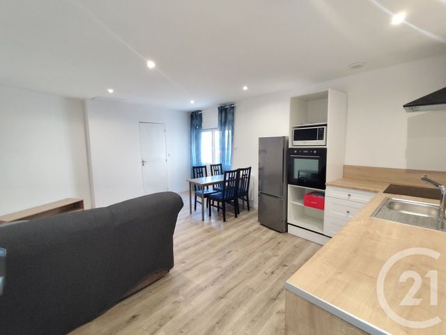 Appartement T3 &agrave; louer - 3 pi&egrave;ces - 49,42 m2 - Nimes - 30 - LANGUEDOC-ROUSSILLON