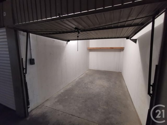 parking - NIMES - 30