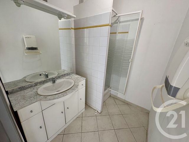 Appartement F2 &agrave; vendre - 2 pi&egrave;ces - 52,91 m2 - Nimes - 30 - LANGUEDOC-ROUSSILLON