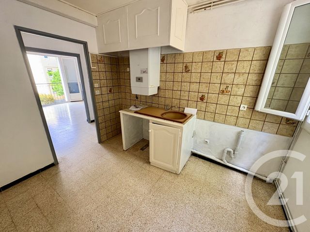 Appartement F4 &agrave; vendre - 4 pi&egrave;ces - 66,50 m2 - Nimes - 30 - LANGUEDOC-ROUSSILLON