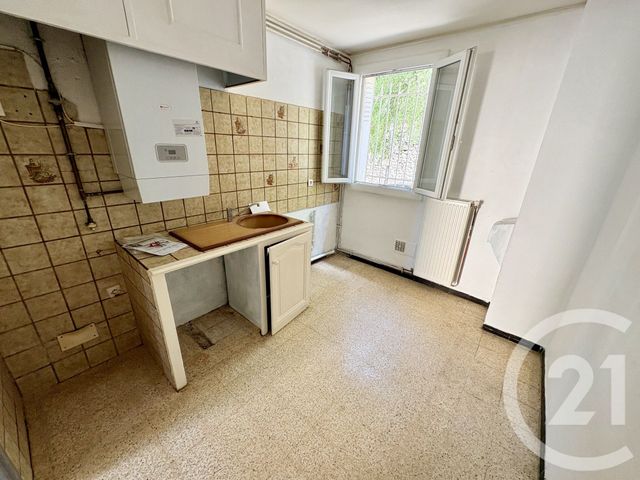 Appartement F4 &agrave; vendre - 4 pi&egrave;ces - 66,50 m2 - Nimes - 30 - LANGUEDOC-ROUSSILLON