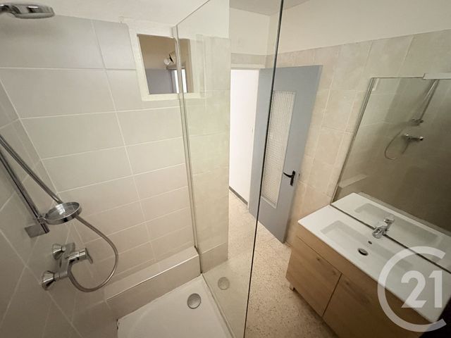 Appartement F4 &agrave; vendre - 4 pi&egrave;ces - 66,50 m2 - Nimes - 30 - LANGUEDOC-ROUSSILLON