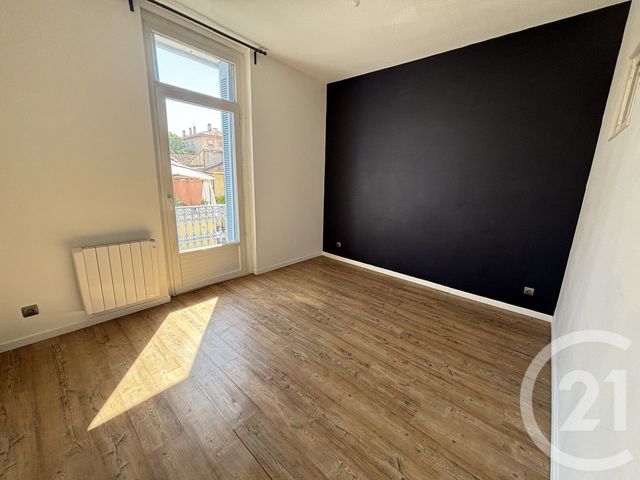Appartement T3 &agrave; louer - 3 pi&egrave;ces - 52,27 m2 - Nimes - 30 - LANGUEDOC-ROUSSILLON