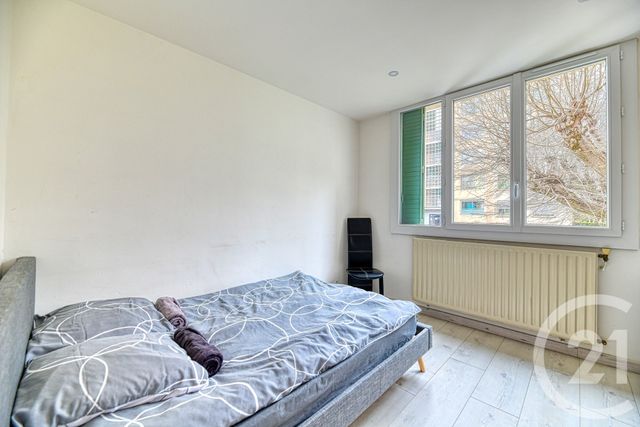Appartement T4 &agrave; louer - 4 pi&egrave;ces - 64,26 m2 - Nimes - 30 - LANGUEDOC-ROUSSILLON
