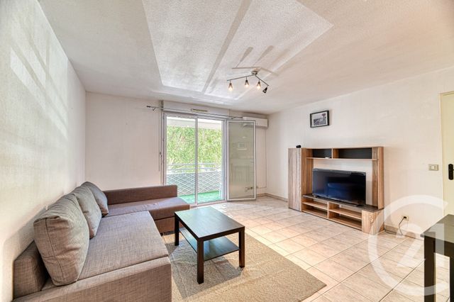 Appartement T2 &agrave; louer - 2 pi&egrave;ces - 50,92 m2 - Nimes - 30 - LANGUEDOC-ROUSSILLON