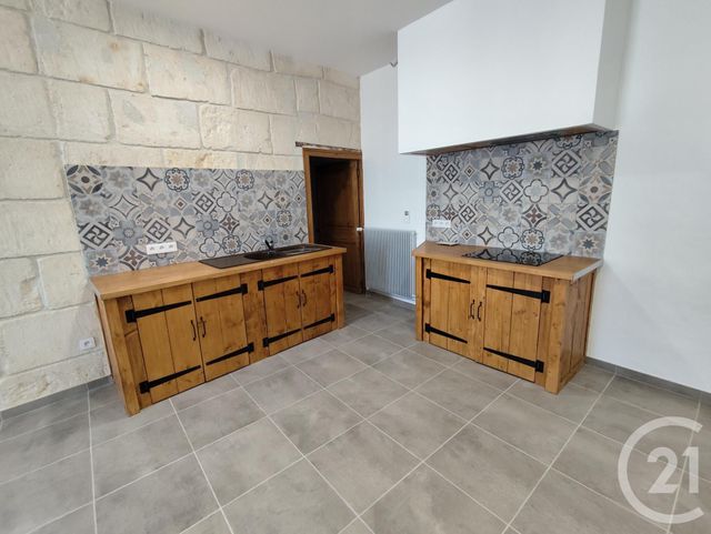 Appartement T3 &agrave; louer - 3 pi&egrave;ces - 50,89 m2 - Nimes - 30 - LANGUEDOC-ROUSSILLON
