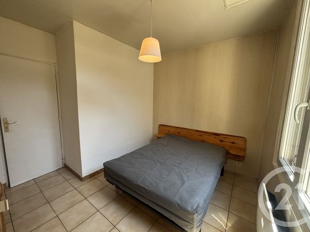 Appartement T2 &agrave; louer - 2 pi&egrave;ces - 33,67 m2 - Nimes - 30 - LANGUEDOC-ROUSSILLON