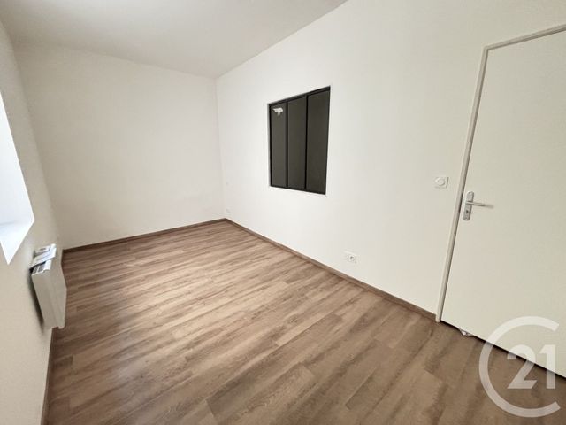 Appartement T3 &agrave; louer - 3 pi&egrave;ces - 50,98 m2 - Nimes - 30 - LANGUEDOC-ROUSSILLON