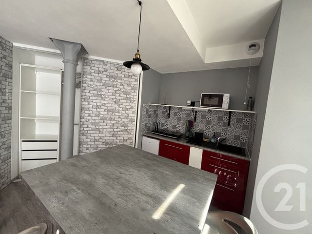 Appartement Studio &agrave; louer - 1 pi&egrave;ce - 25 m2 - Nimes - 30 - LANGUEDOC-ROUSSILLON