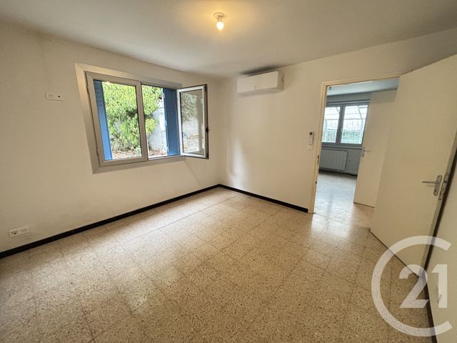 Maison &agrave; louer - 3 pi&egrave;ces - 76,51 m2 - Nimes - 30 - LANGUEDOC-ROUSSILLON