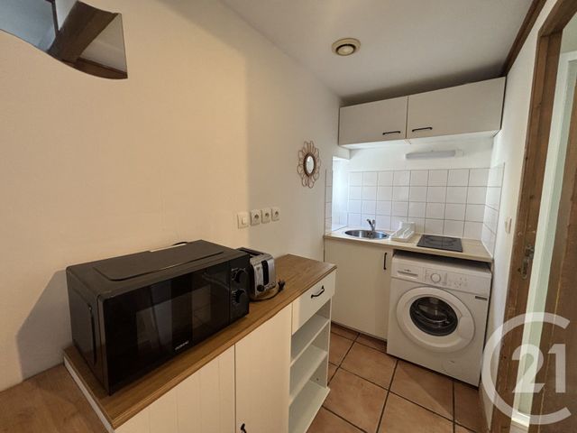 Appartement Studio &agrave; louer - 1 pi&egrave;ce - 17,39 m2 - Nimes - 30 - LANGUEDOC-ROUSSILLON