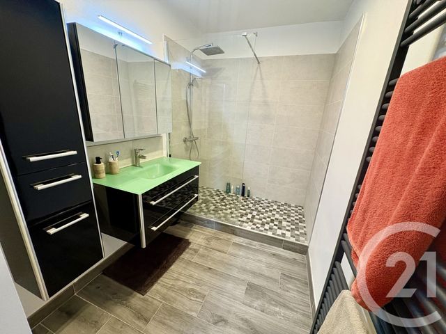 Appartement F4 &agrave; vendre - 4 pi&egrave;ces - 95,62 m2 - Nimes - 30 - LANGUEDOC-ROUSSILLON