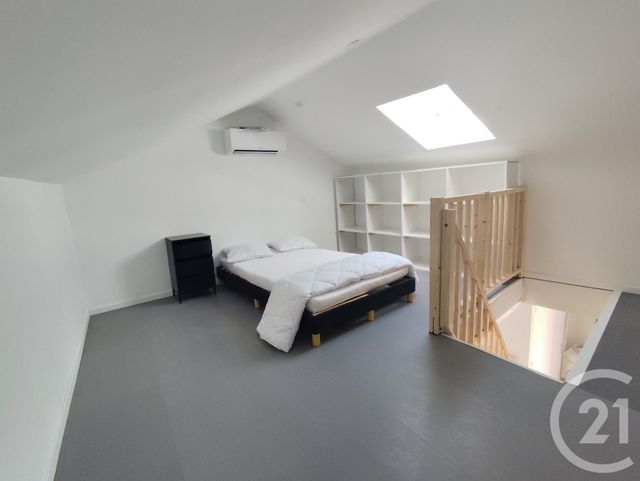 Appartement T2 &agrave; louer - 2 pi&egrave;ces - 27,84 m2 - Nimes - 30 - LANGUEDOC-ROUSSILLON