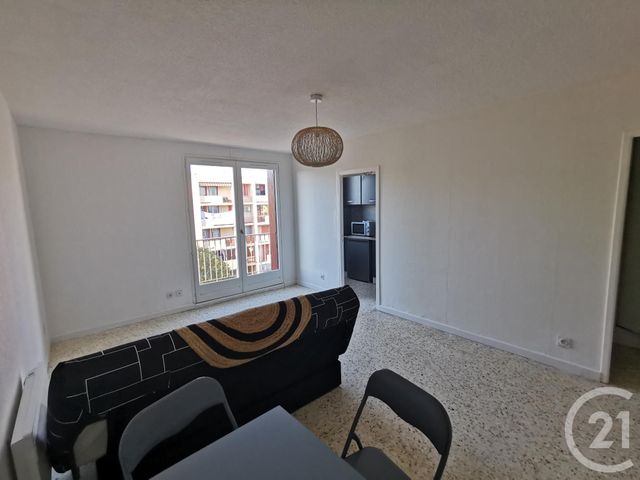 Appartement Studio &agrave; louer - 1 pi&egrave;ce - 26,07 m2 - Nimes - 30 - LANGUEDOC-ROUSSILLON