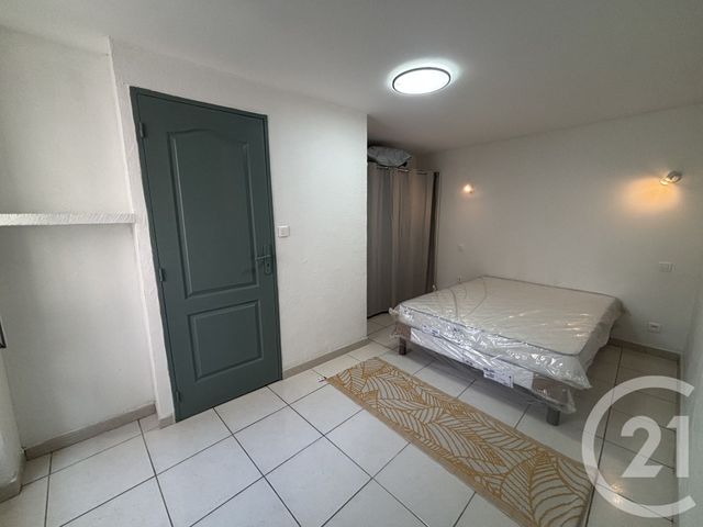 Appartement T2 &agrave; louer - 2 pi&egrave;ces - 39,17 m2 - Nimes - 30 - LANGUEDOC-ROUSSILLON