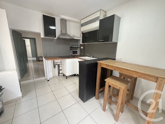 Appartement T2 &agrave; louer - 2 pi&egrave;ces - 39,17 m2 - Nimes - 30 - LANGUEDOC-ROUSSILLON