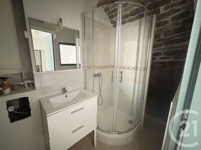 Appartement T2 &agrave; louer - 2 pi&egrave;ces - 36,98 m2 - Nimes - 30 - LANGUEDOC-ROUSSILLON
