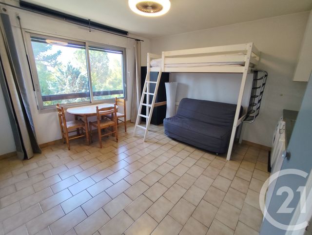 Appartement F1 &agrave; louer - 1 pi&egrave;ce - 22,71 m2 - Nimes - 30 - LANGUEDOC-ROUSSILLON