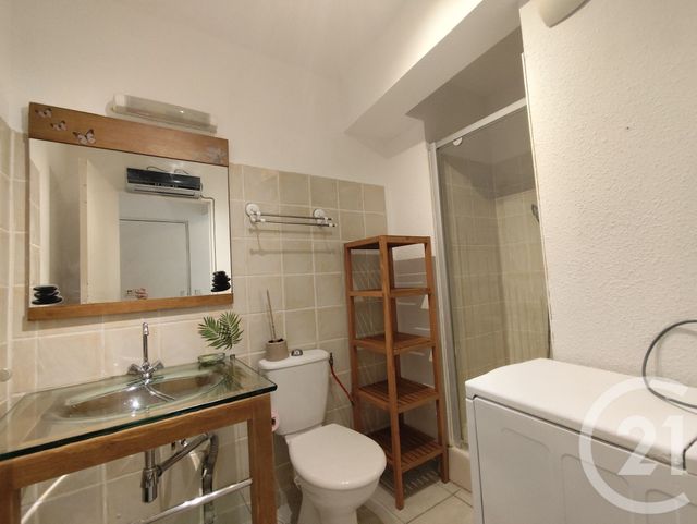 Appartement T2 &agrave; louer - 2 pi&egrave;ces - 32,41 m2 - Nimes - 30 - LANGUEDOC-ROUSSILLON