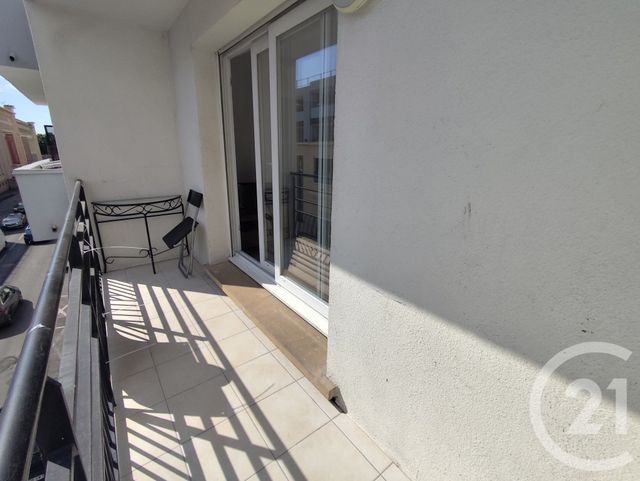 Appartement T2 &agrave; louer - 2 pi&egrave;ces - 32,41 m2 - Nimes - 30 - LANGUEDOC-ROUSSILLON