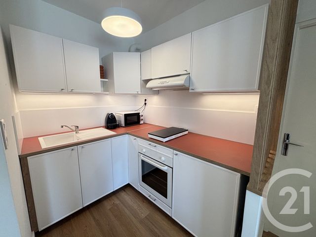 Appartement T2 &agrave; louer - 2 pi&egrave;ces - 33,60 m2 - Nimes - 30 - LANGUEDOC-ROUSSILLON