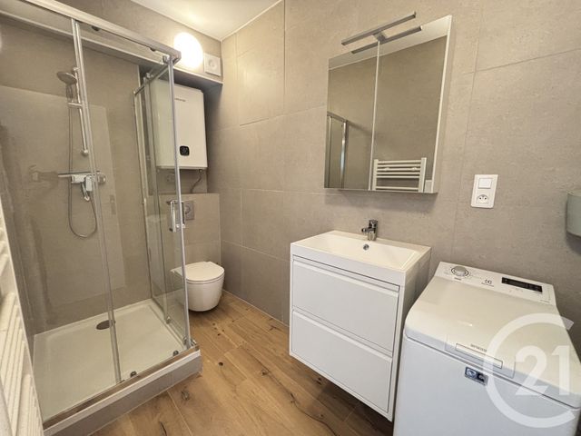 Appartement T2 &agrave; louer - 2 pi&egrave;ces - 33,60 m2 - Nimes - 30 - LANGUEDOC-ROUSSILLON