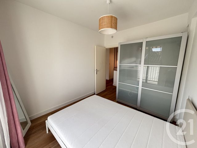 Appartement T2 &agrave; louer - 2 pi&egrave;ces - 33,60 m2 - Nimes - 30 - LANGUEDOC-ROUSSILLON
